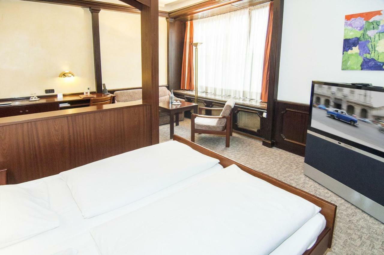 Hotel Cafe Schlack Tuttlingen Εξωτερικό φωτογραφία